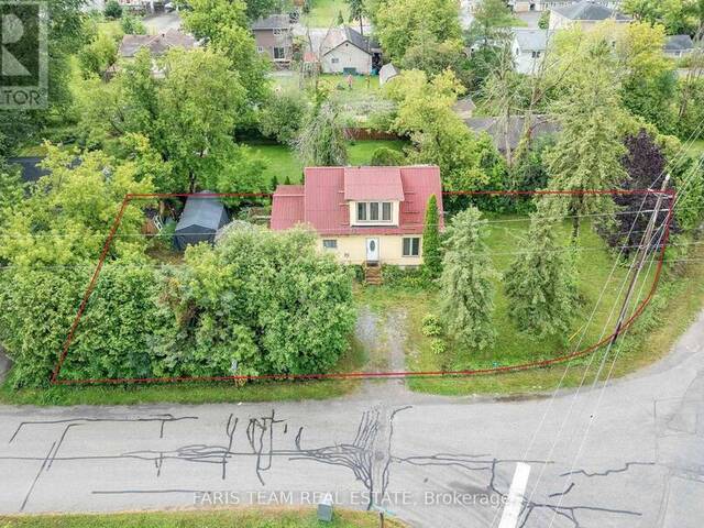 353 PASADENA DRIVE Georgina Ontario, L4P 2Z2