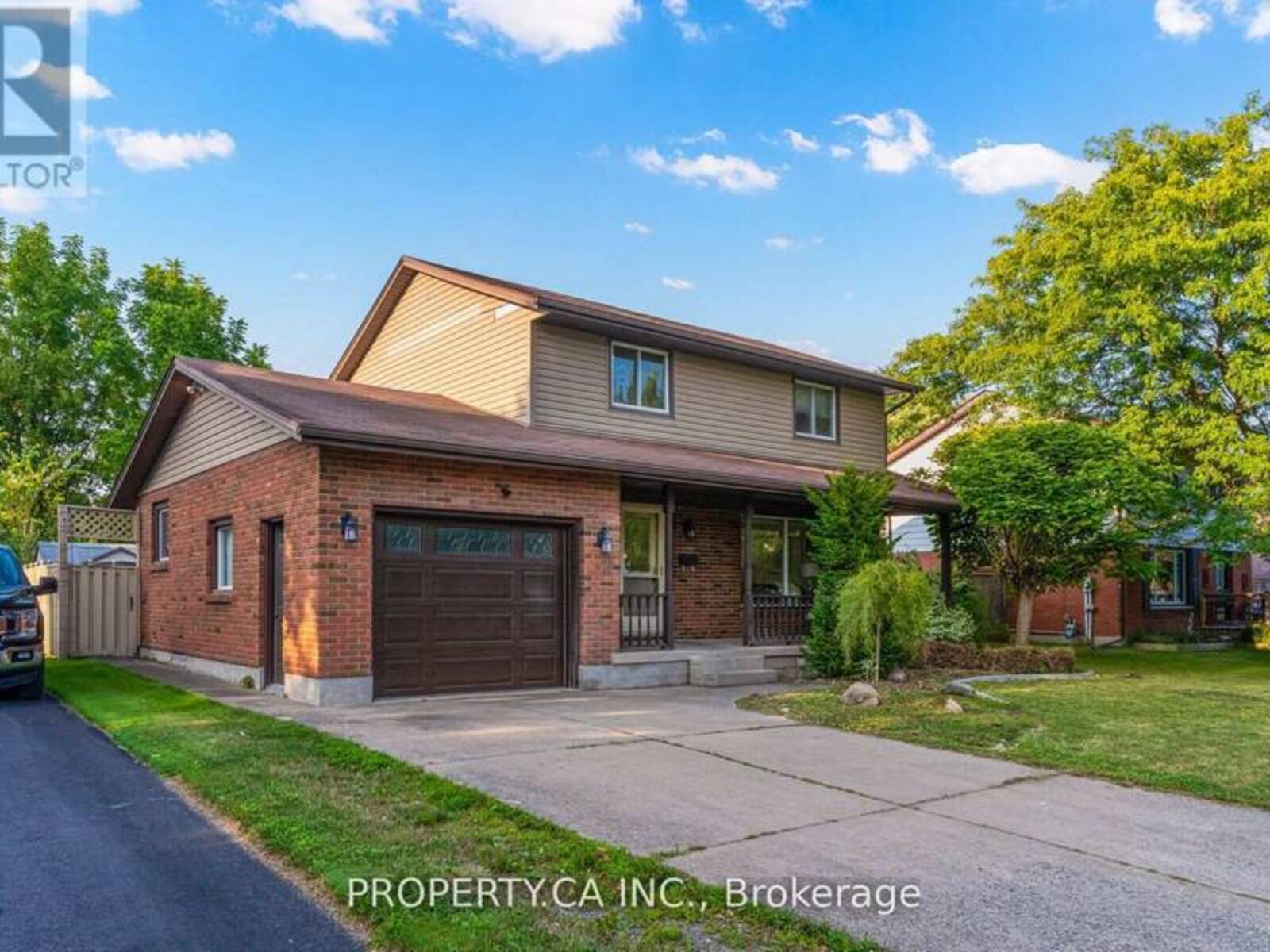 42 MCCRAE DRIVE, Welland, Ontario L3C 3M4