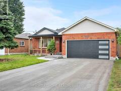 660 MACKECHNIE CRESCENT Cobourg Ontario, K9A 4X8