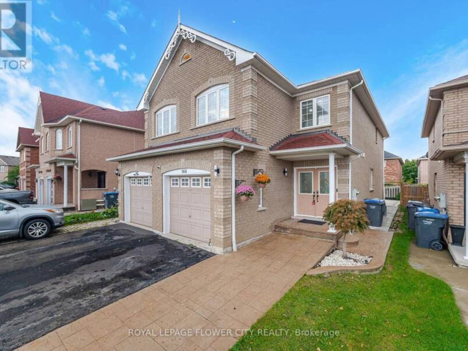 144 TILLER TRAIL, Brampton, Ontario L6X 4S8