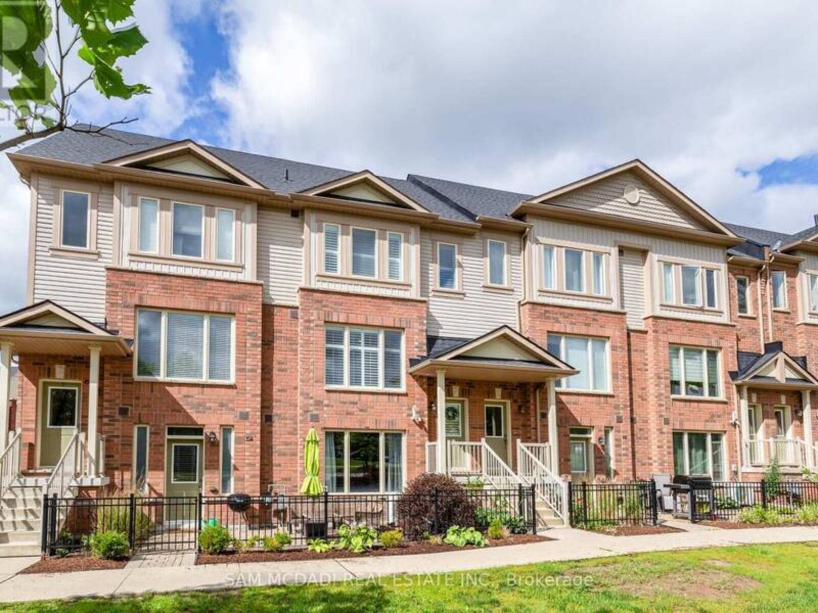 156 - 156 WATSON PARKWAY N, Guelph, Ontario N1E 0P6