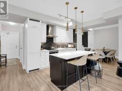 523 - 9085 JANE STREET Vaughan Ontario, L4K 0L8