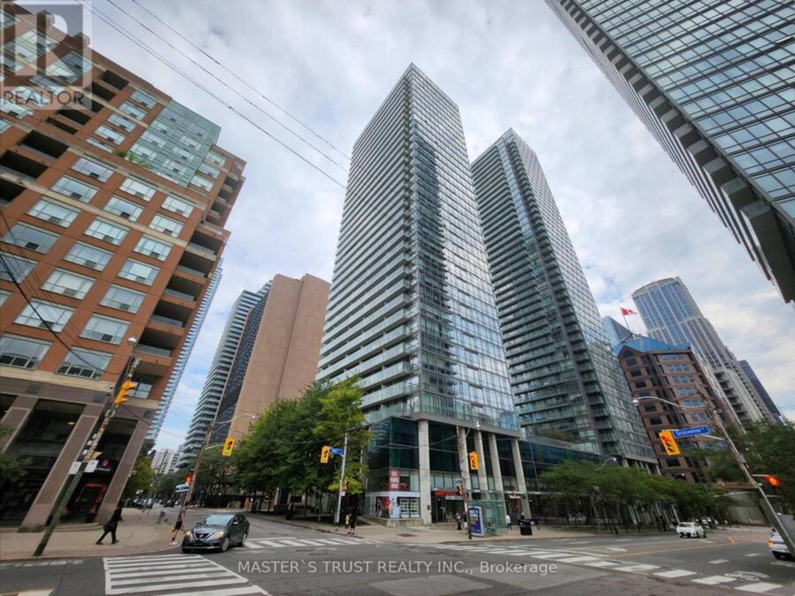 410 - 37 GROSVENOR STREET, Toronto, Ontario M4Y 3G5