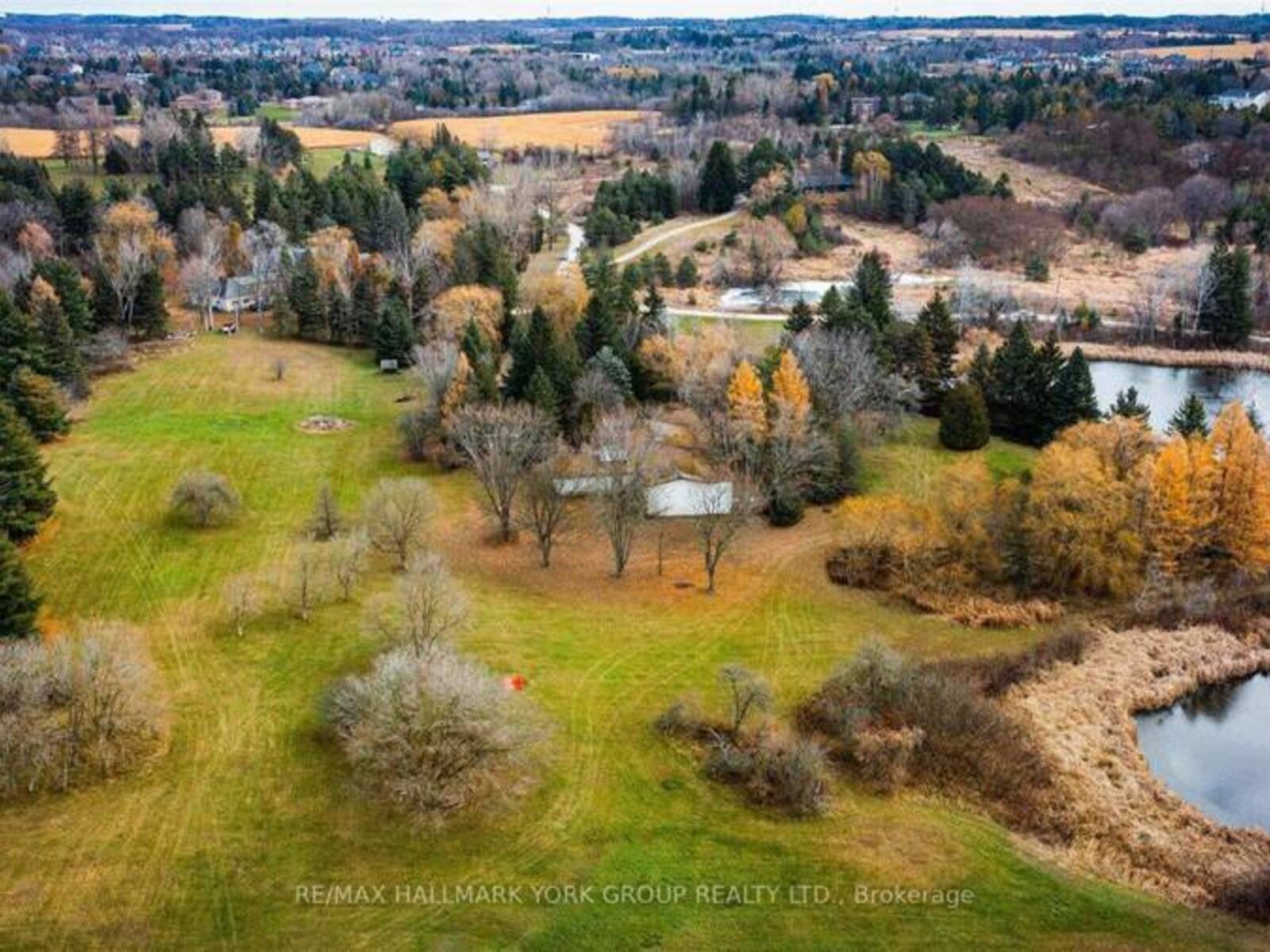 250 SOUTH SUMMIT FARM ROAD, King, Ontario L7B 1J8