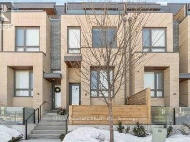 18 PERTH AVENUE Toronto Ontario, M6R 0A8