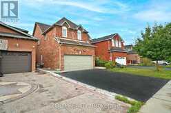 87 SPRUCELANDS AVENUE | Brampton Ontario | Slide Image Three