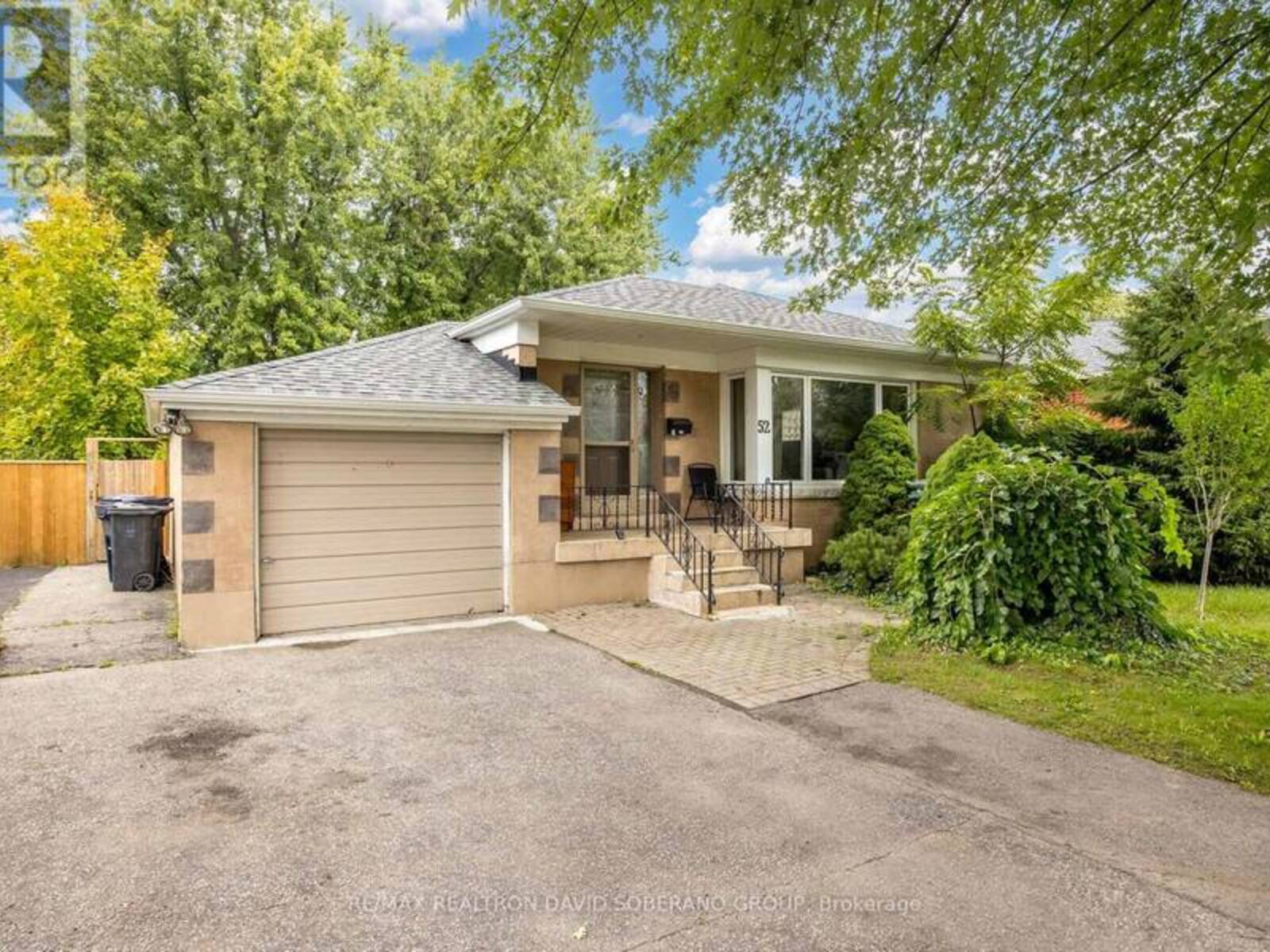 52 ACTON AVENUE, Toronto , Ontario M3H 4G8