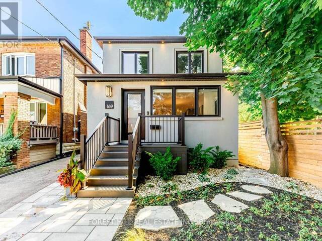 169 MAPLEWOOD AVENUE Toronto Ontario, M6C 1J8