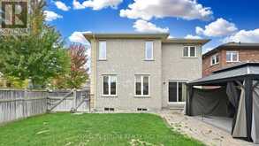 66 FARIS STREET | Bradford West Gwillimbury Ontario | Slide Image Thirty-three