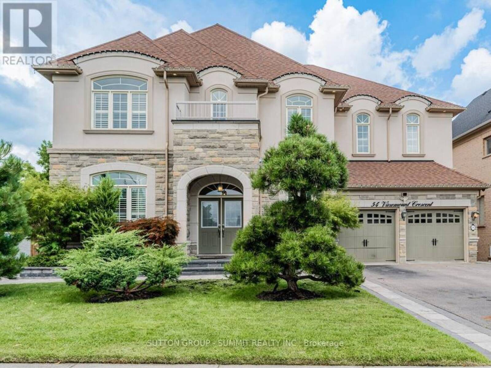 54 VIEWMOUNT CRESCENT, Brampton, Ontario L6Z 4R5