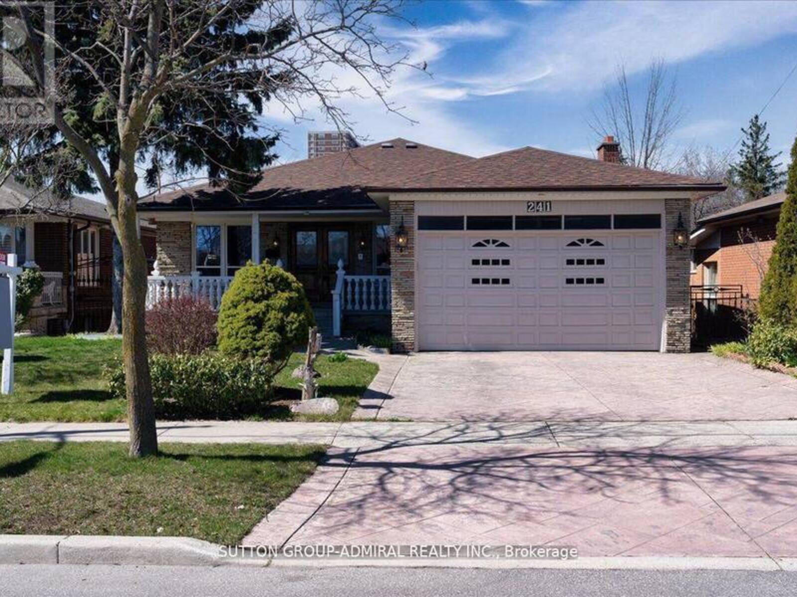 241 DERRYDOWN ROAD, Toronto , Ontario M3J 1S2