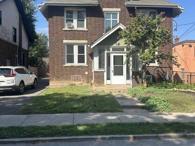 14 BURRIS STREET Hamilton Ontario, L8M 2J2