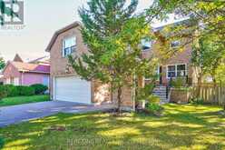 195 DELAYNE DRIVE | Aurora Ontario | Slide Image One