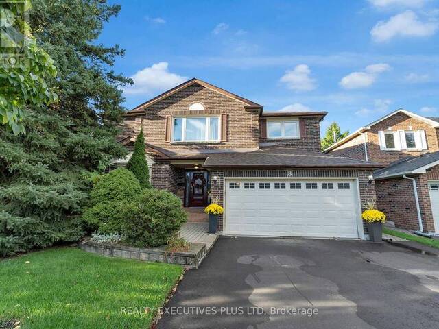 8 LOMBARDY CRESCENT Brampton Ontario, L6S 4L8