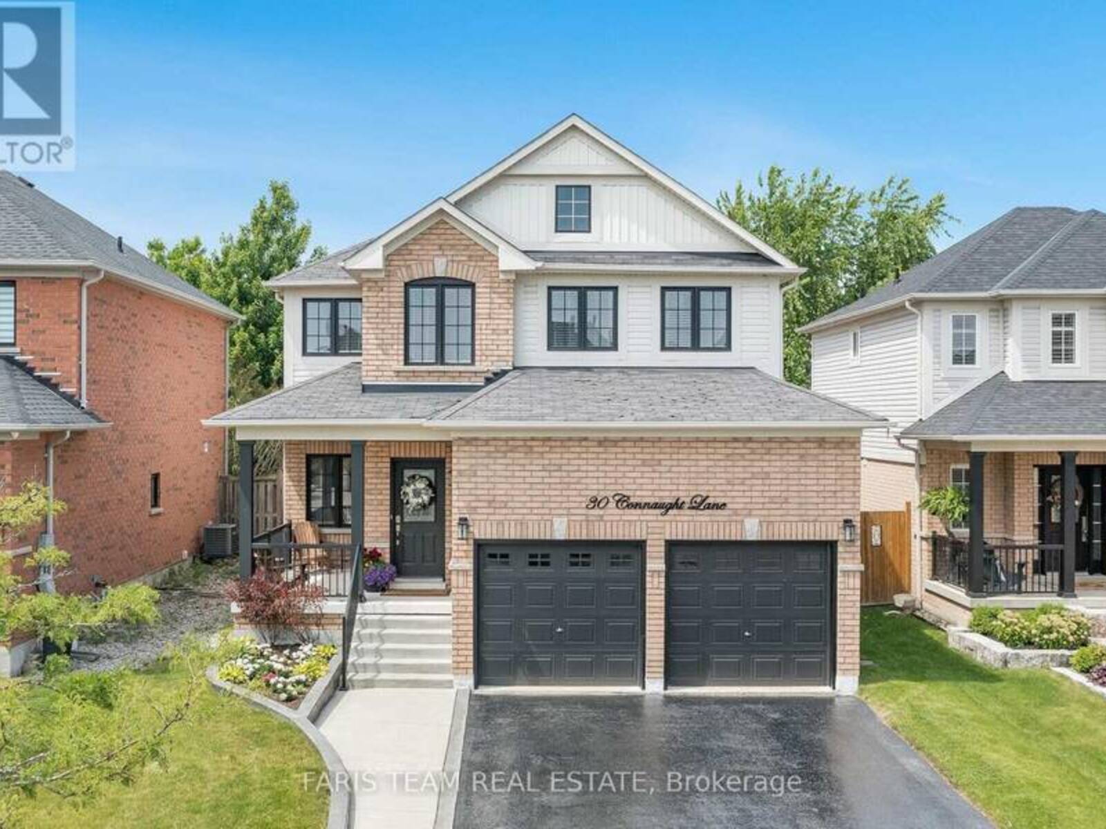 30 CONNAUGHT LANE, Barrie, Ontario L4M 0A6