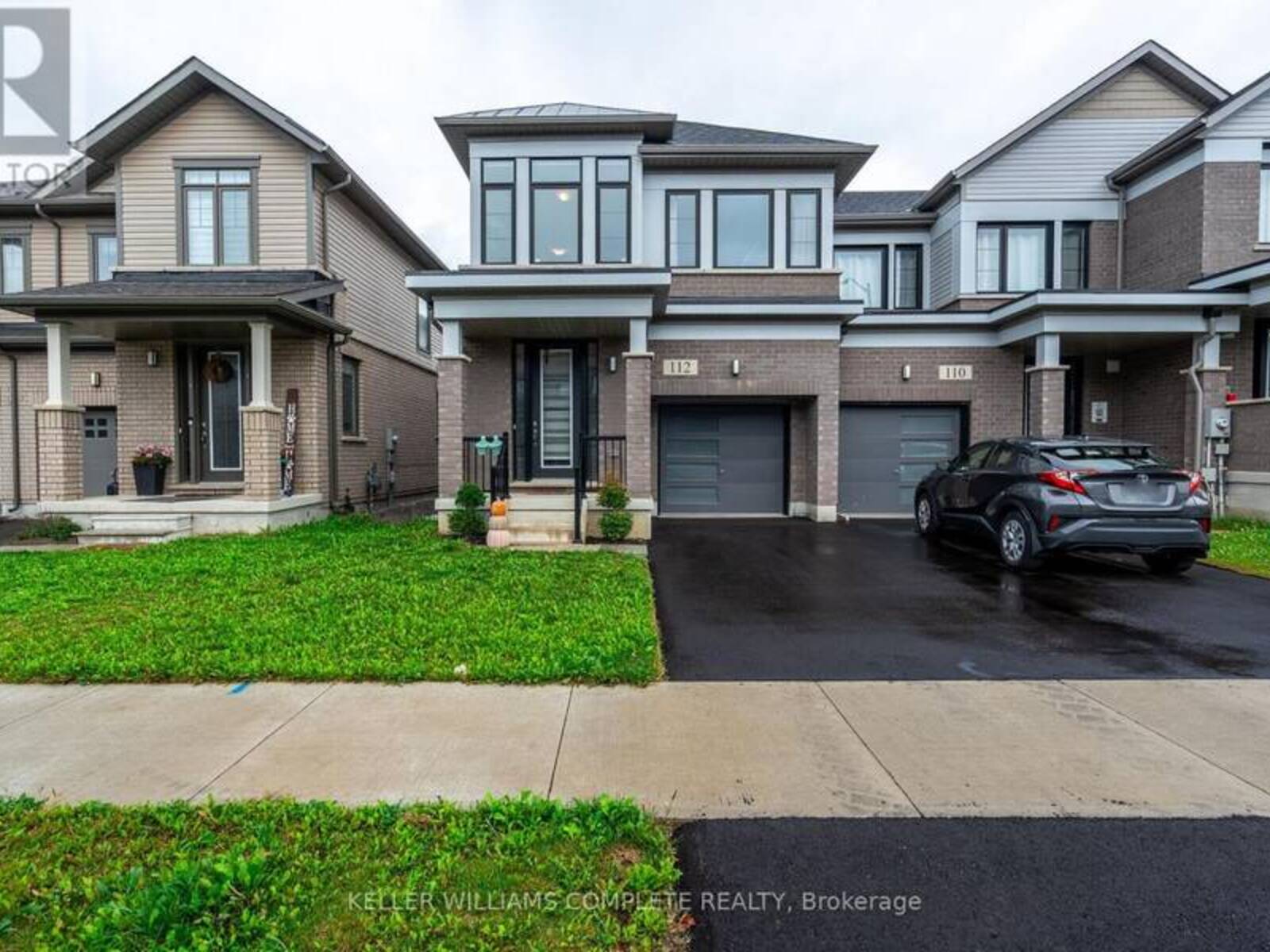 112 FREEDOM CRESCENT, Hamilton, Ontario L0R 1W0