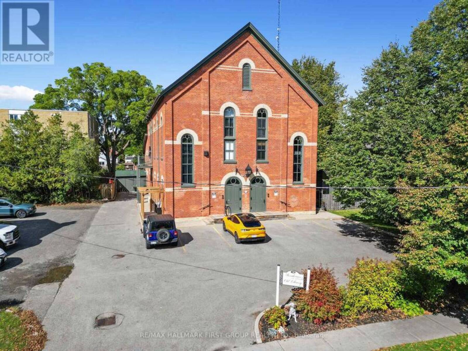 2 - 18 CHAPEL STREET, Cobourg, Ontario K9A 1H9