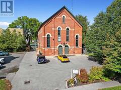 2 - 18 CHAPEL STREET Cobourg Ontario, K9A 1H9