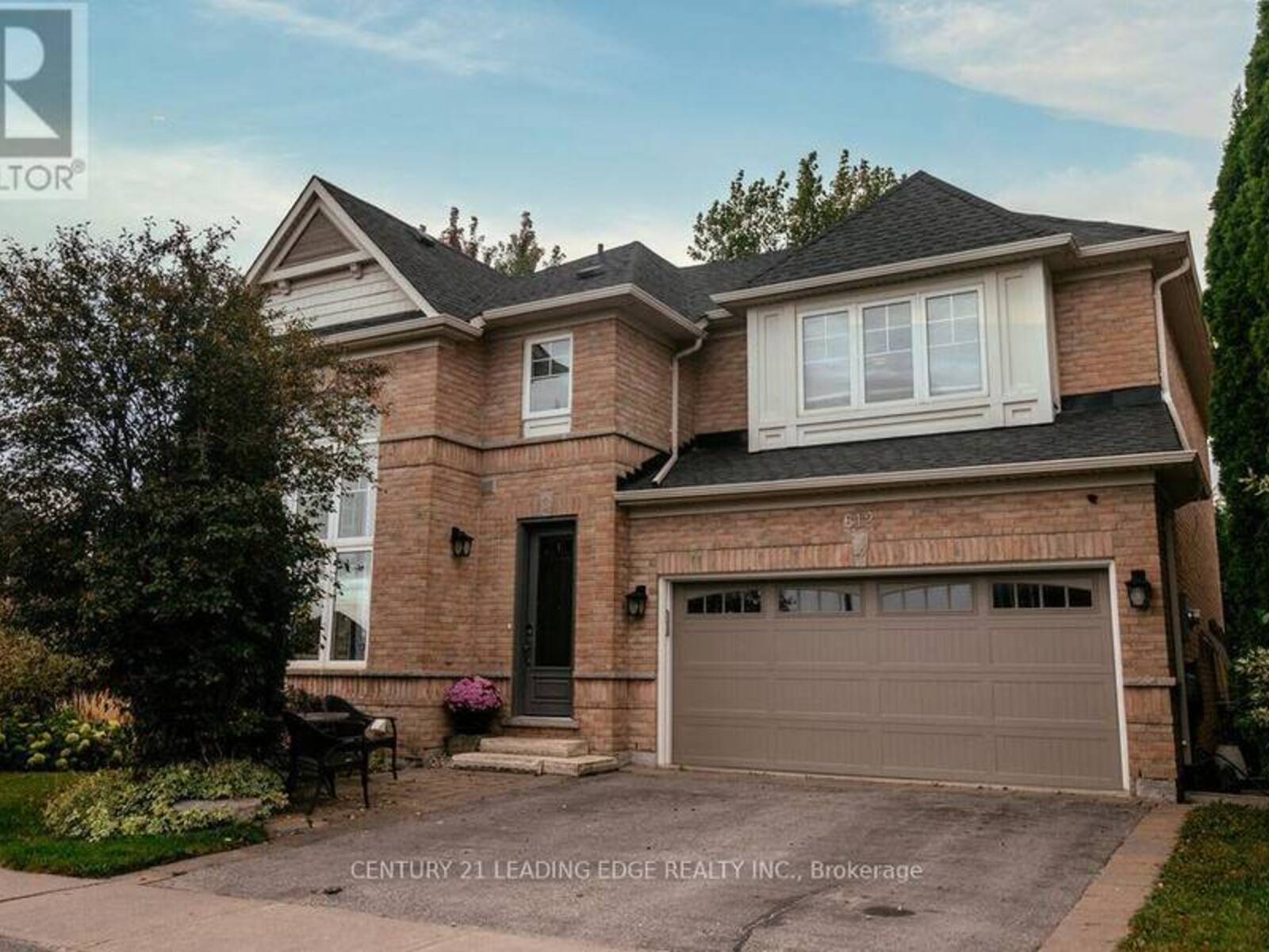 612 FLEETWOOD DRIVE, Oshawa, Ontario L1K 0A2