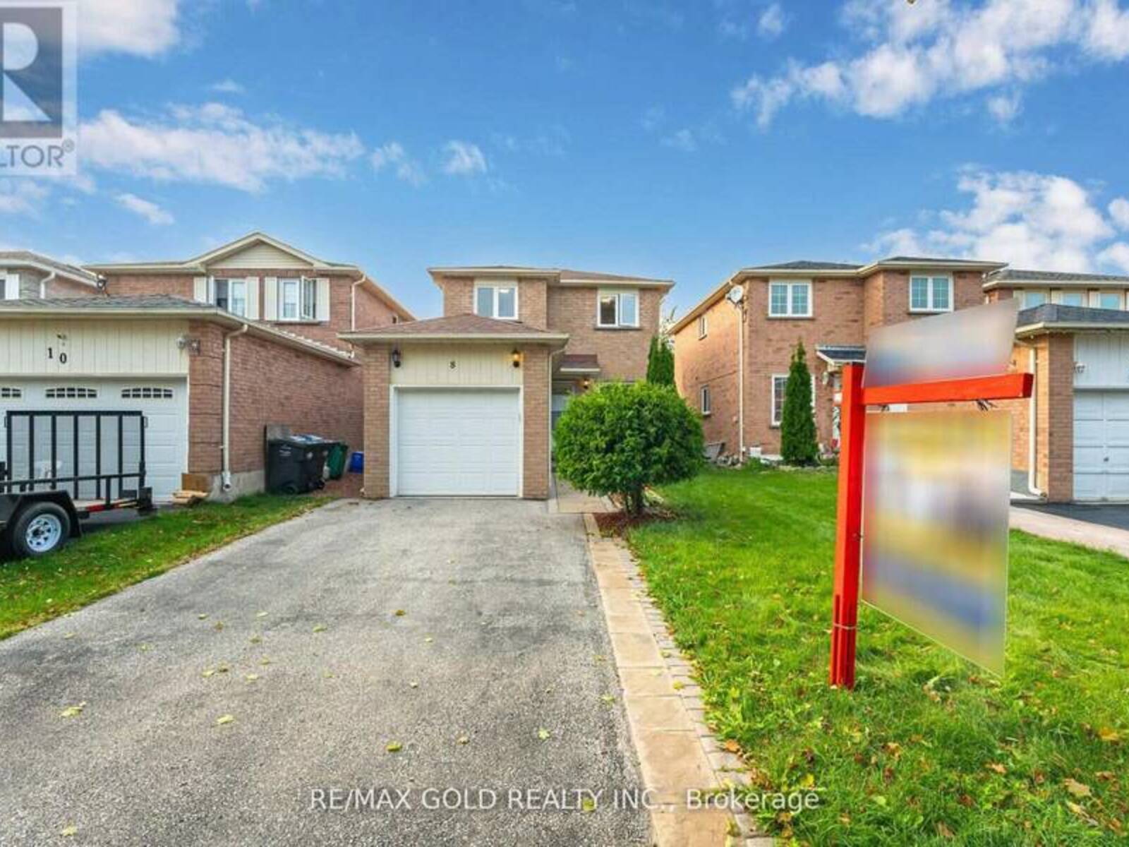 8 MURDOCH DRIVE, Brampton, Ontario L6X 3Y2