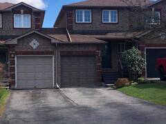 59 LIONS GATE BOULEVARD Barrie Ontario, L4M 7E4