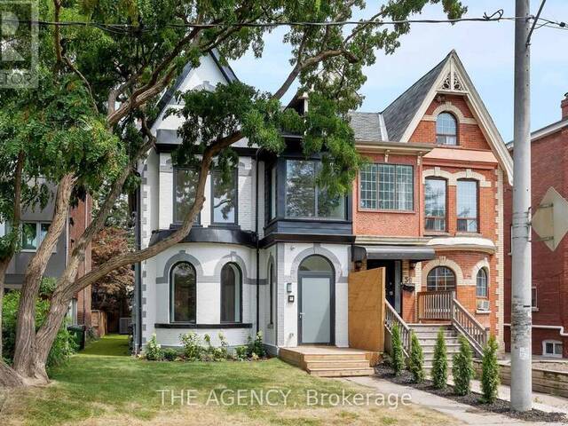 43 RUSHOLME ROAD Toronto Ontario, M6J 3H3