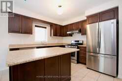 16 EASTERN SKIES WAY | Markham Ontario | Slide Image Nine