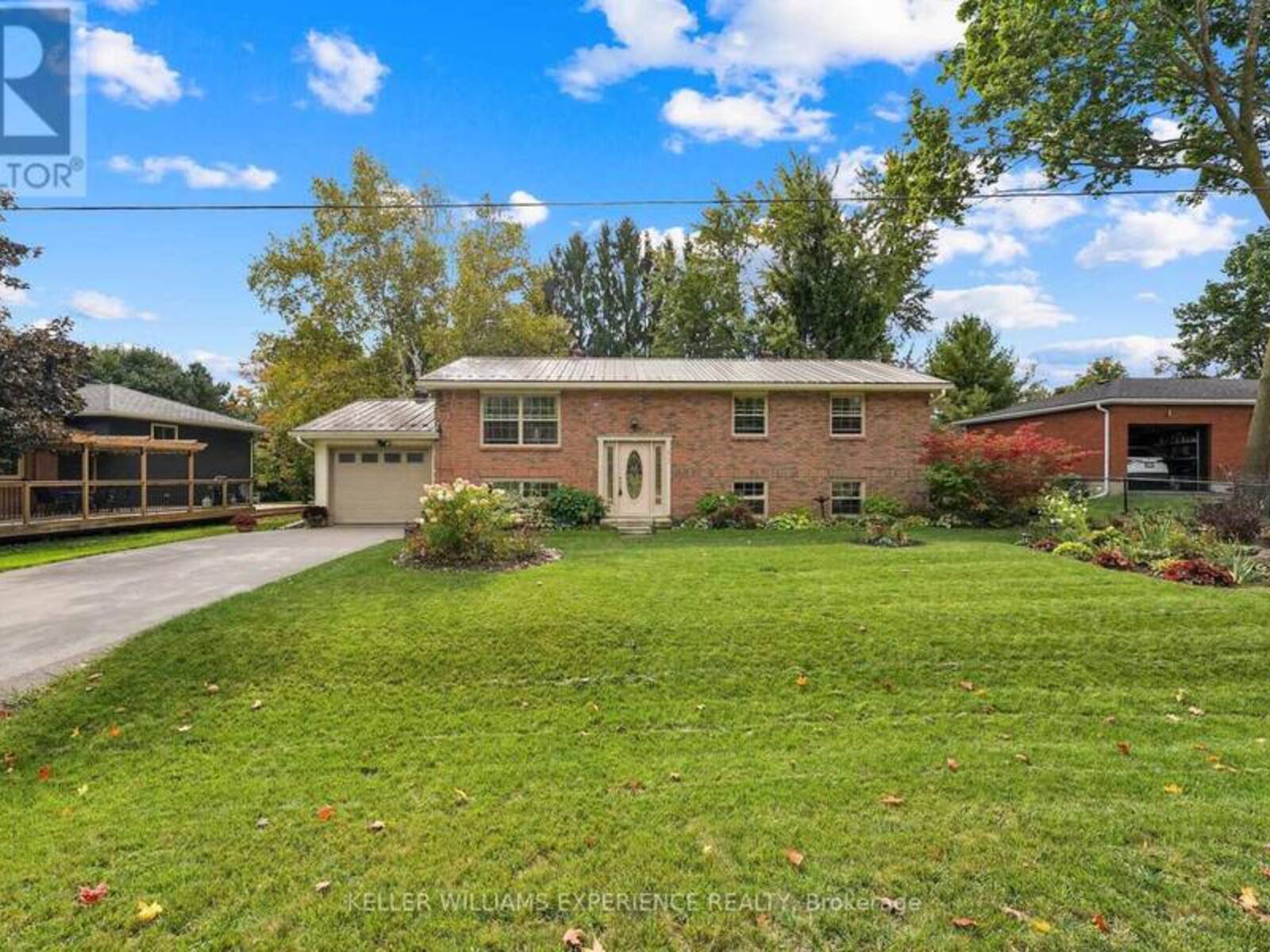 13 JARDINE CRESCENT, Clearview , Ontario L0M 1G0