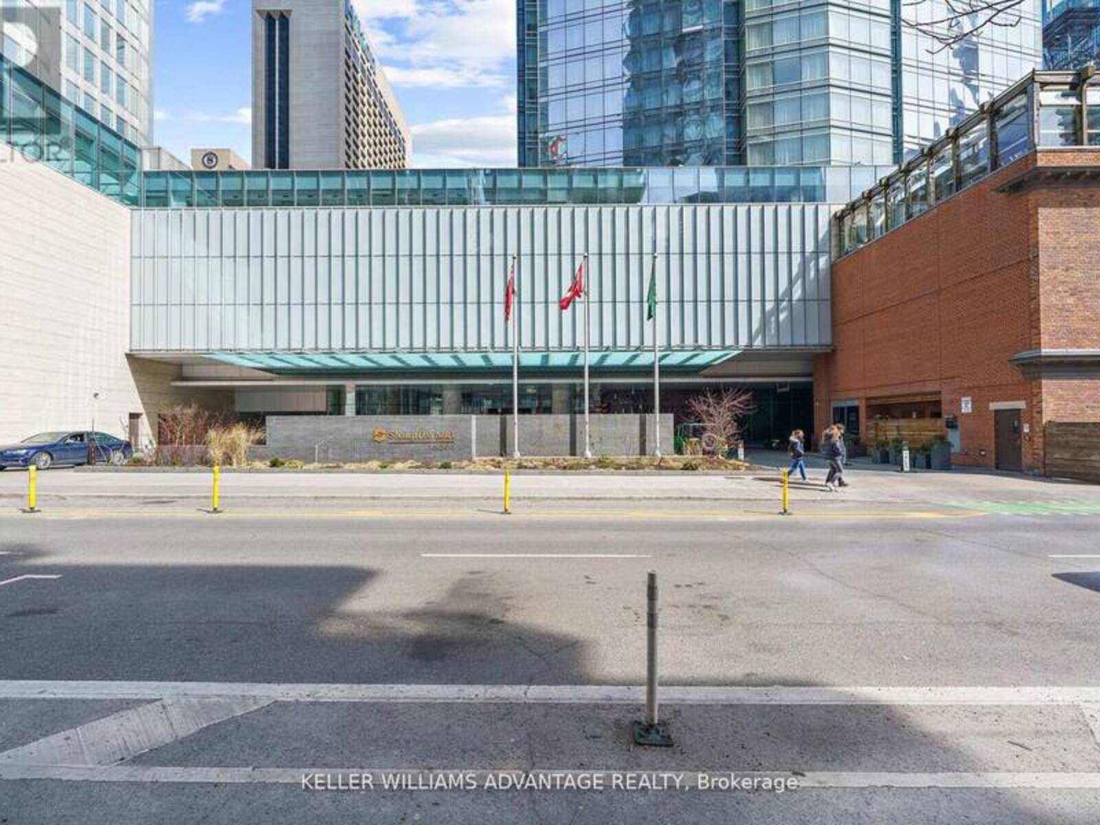 2104 - 180 UNIVERSITY AVENUE, Toronto , Ontario M5H 0A2