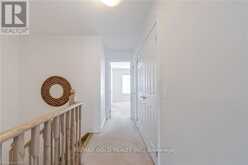 417 ATHABASCA COMMON | Oakville Ontario | Slide Image Nineteen