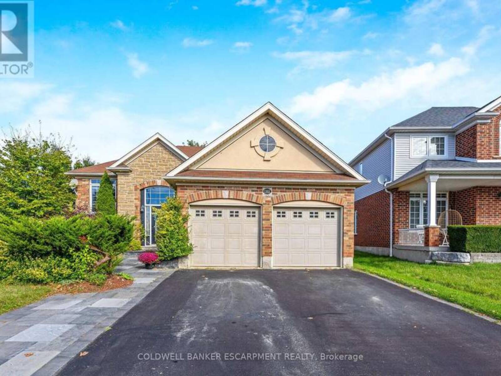 1 NELLES STREET, Halton Hills , Ontario L7J 2Y7