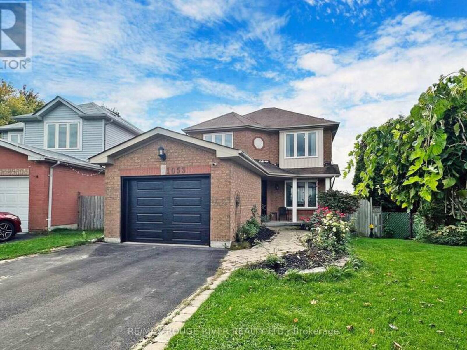 1053 SUMMITVIEW CRESCENT, Oshawa, Ontario L1K 2K5