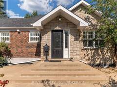 44 PARKCHESTER ROAD Toronto Ontario, M6M 2S2