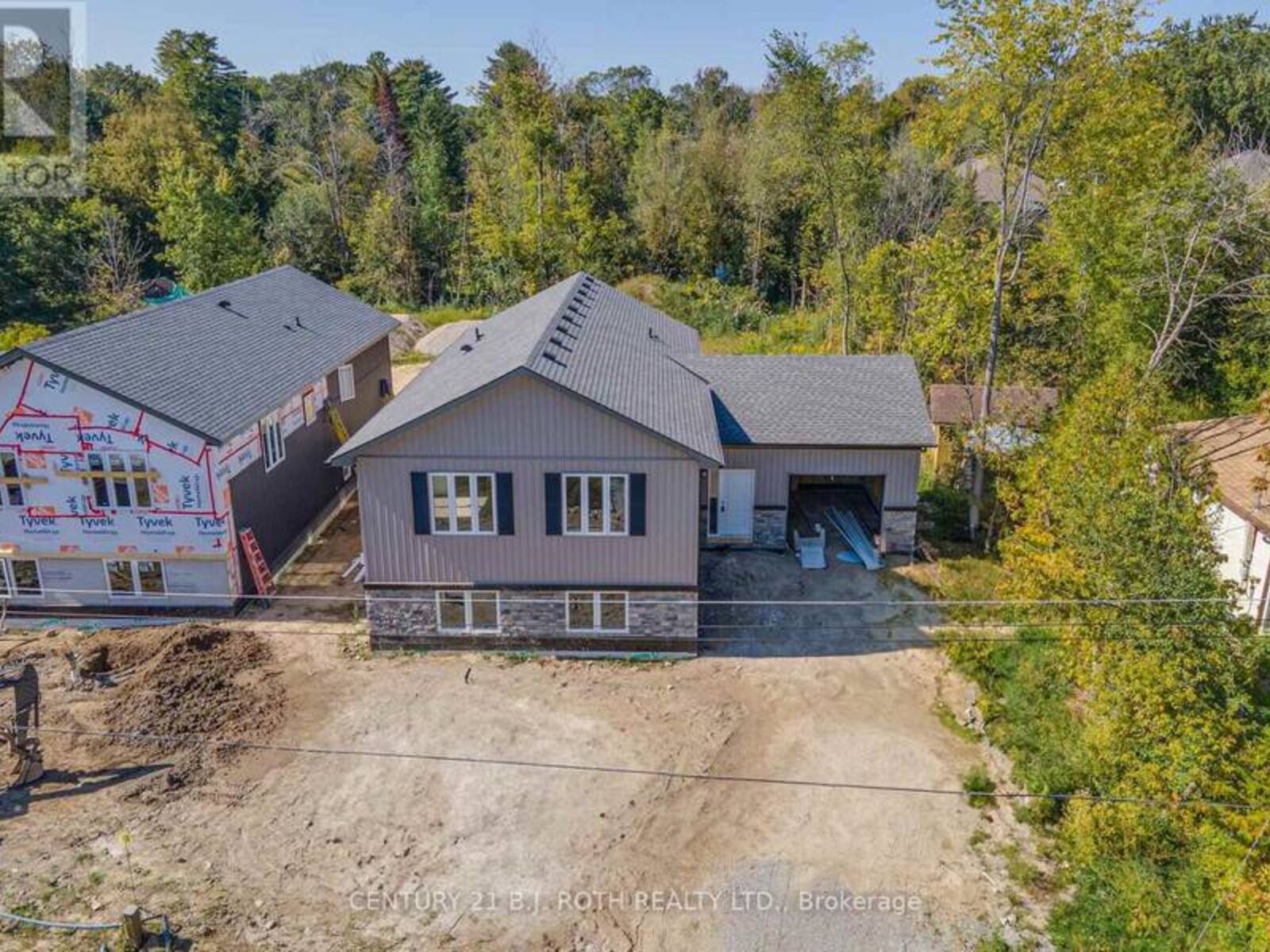 3256 COVE AVENUE, Innisfil, Ontario L9S 2K7