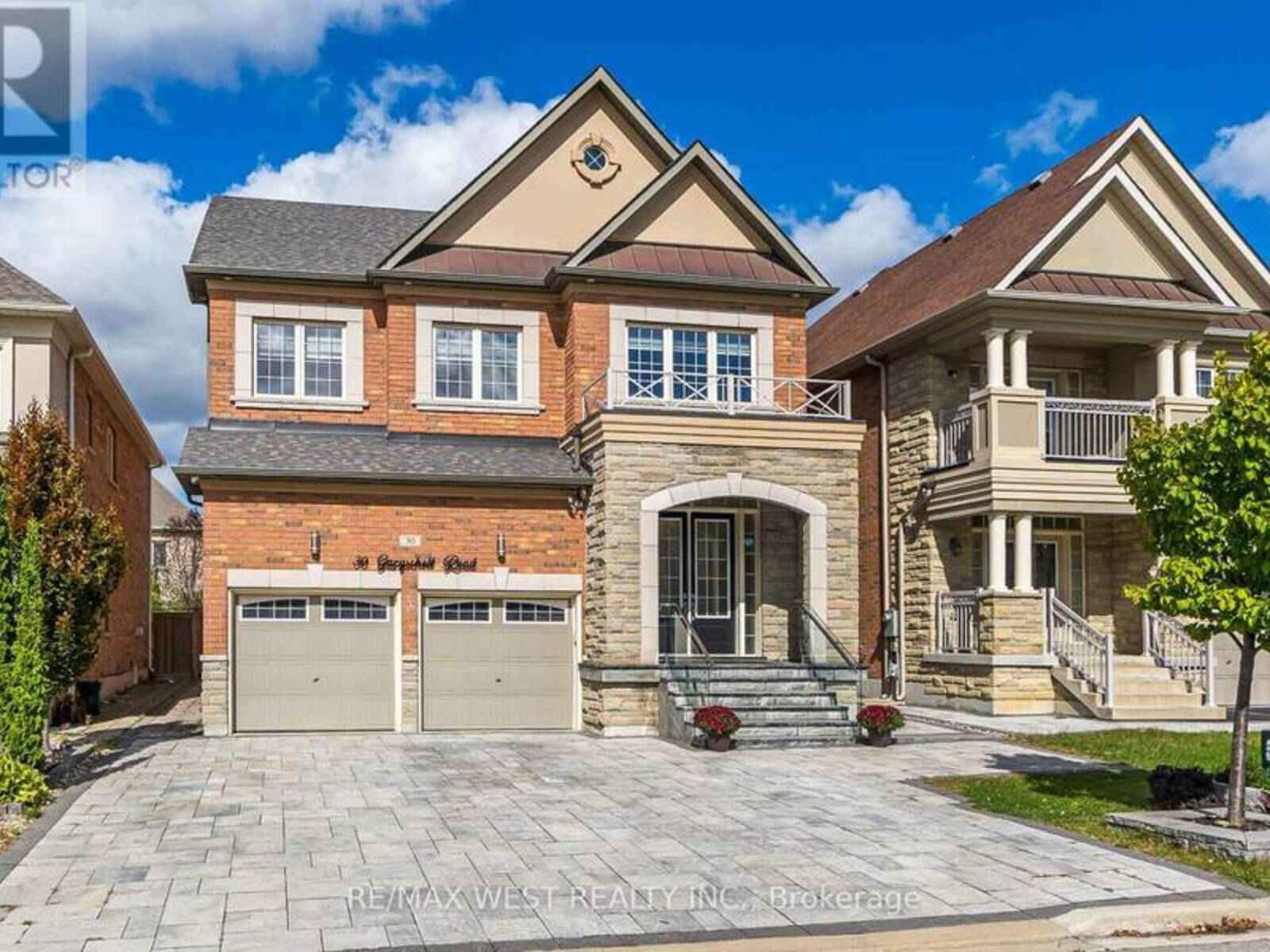 30 GARYSCHOLL ROAD, Vaughan, Ontario L4L 1A6