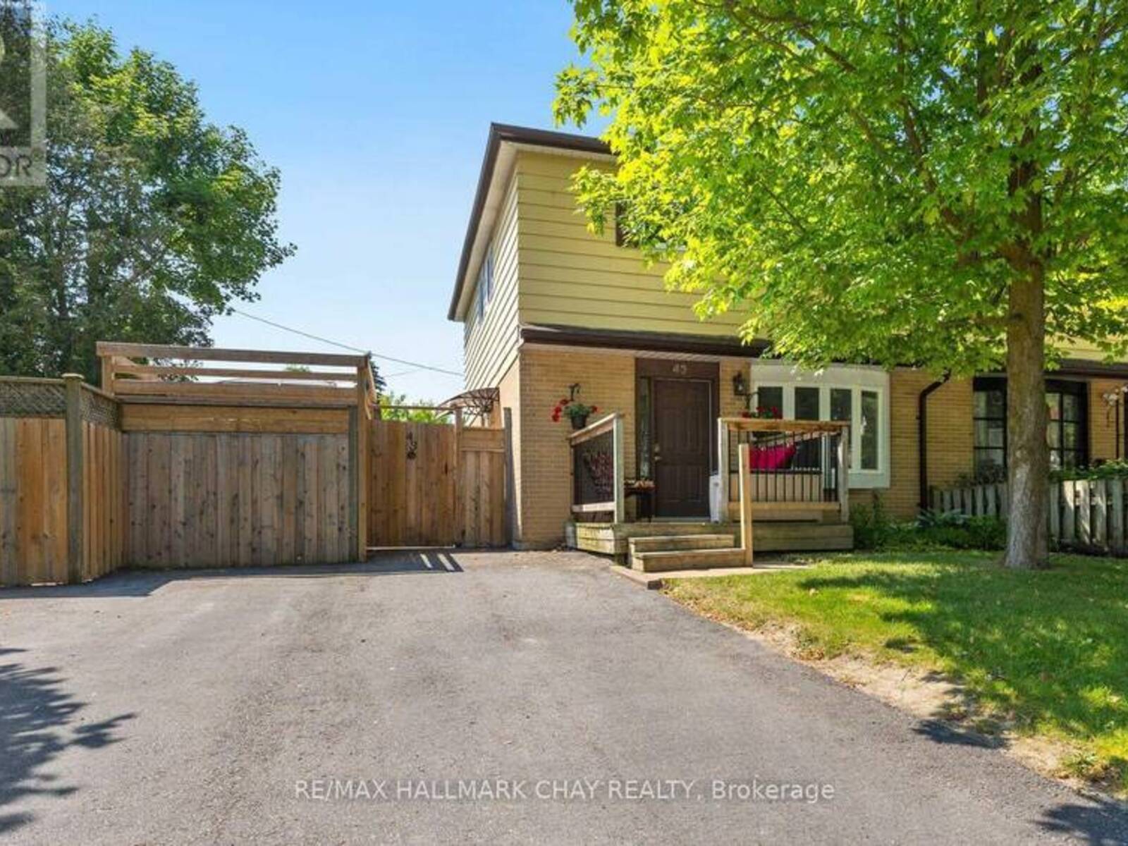 43 ADELINE AVENUE, New Tecumseth, Ontario L0G 1W0