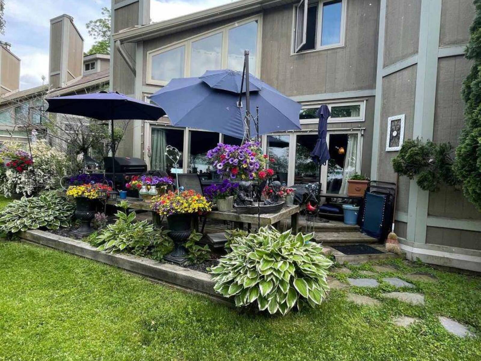 3 DAVY POINT CIRCLE, Georgina , Ontario L4P 3H1