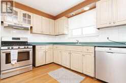 32 KING RICHARD COURT | Markham Ontario | Slide Image Nine