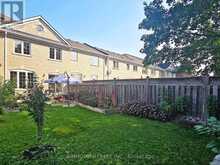 86 BANBROOKE CRESCENT | Newmarket Ontario | Slide Image Thirty-eight