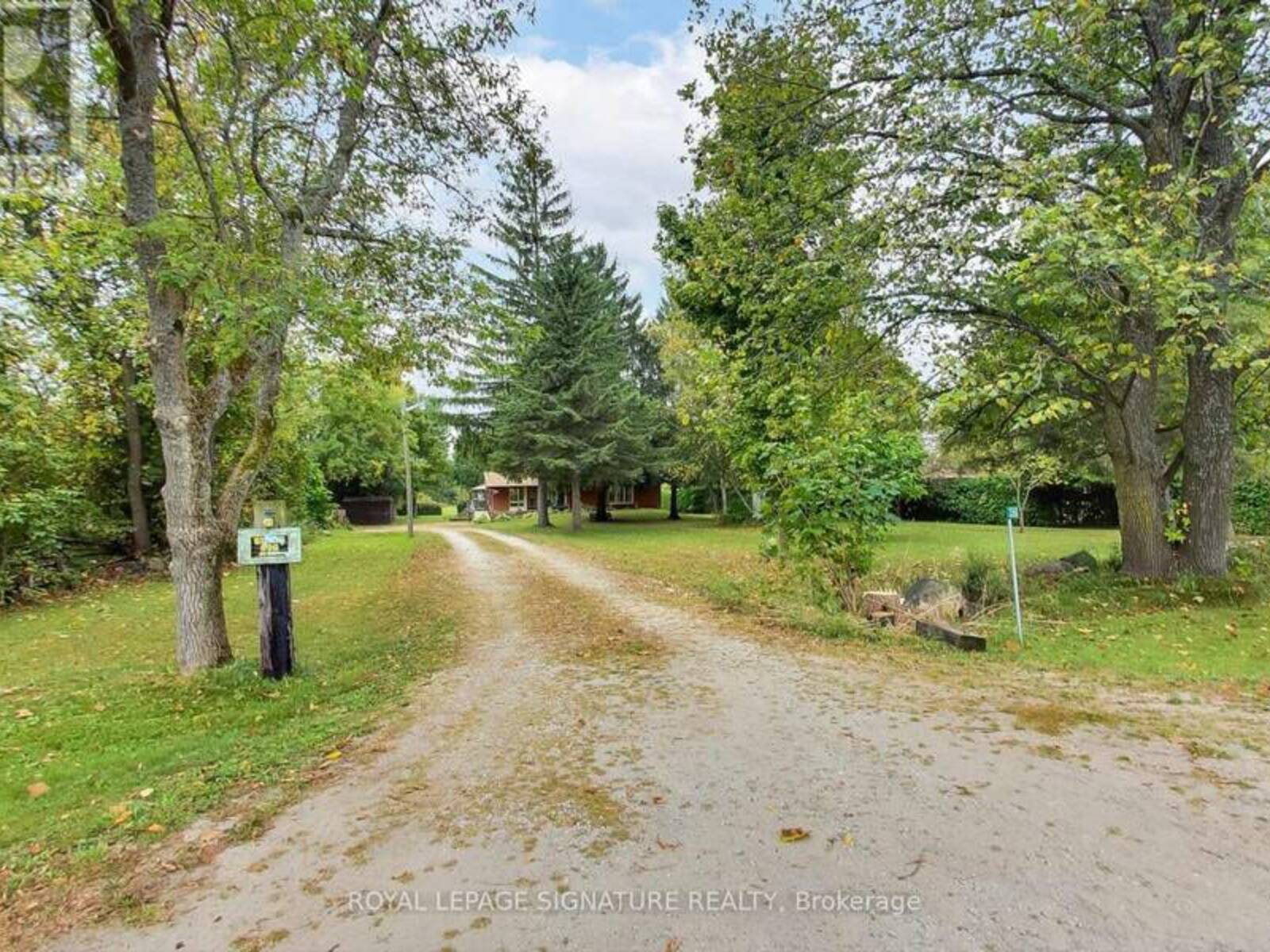 3368 PINEGROVE ROAD, Springwater, Ontario L0M 1T0