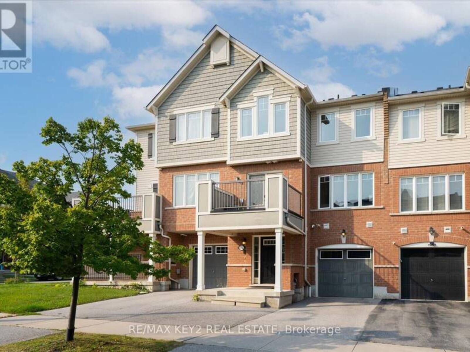 1752 BYFORD STREET, Pickering, Ontario L1X 0C3