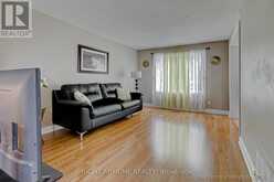 685 FOXWOOD TRAIL | Pickering Ontario | Slide Image Eight