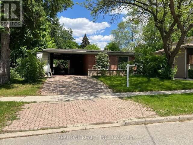 34 SHIPPIGAN CRESCENT Toronto Ontario, M2J 2G2