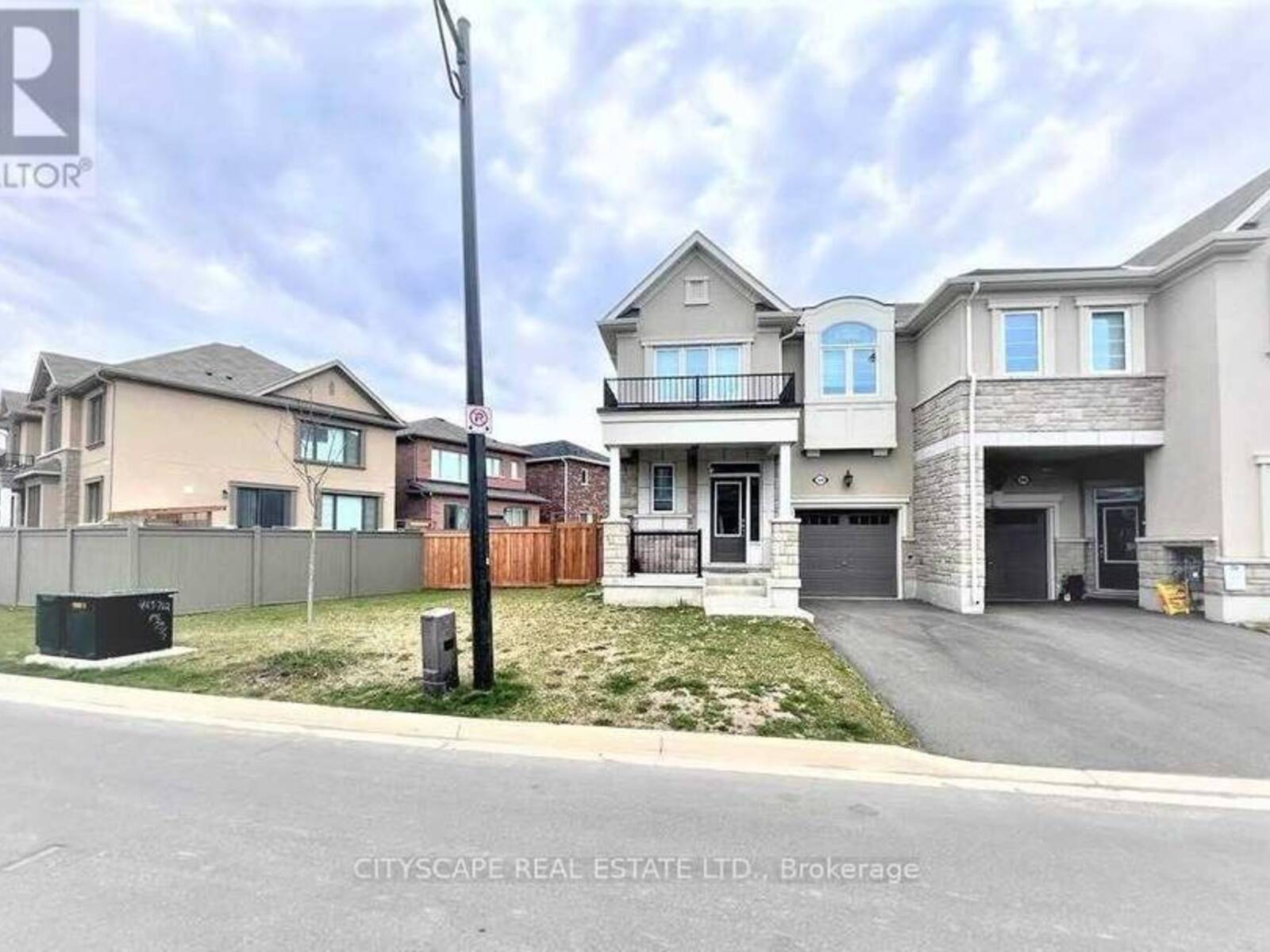 988 CHERRY COURT, Milton, Ontario L9E 1P8