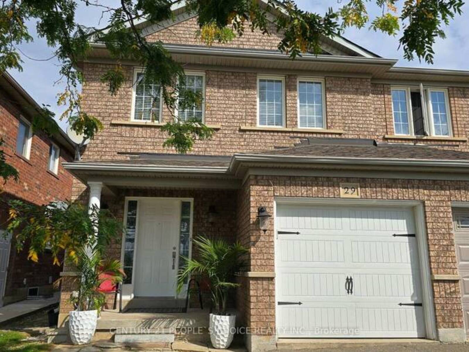 29 DUNURE CRESCENT, Brampton, Ontario L7A 2Y6