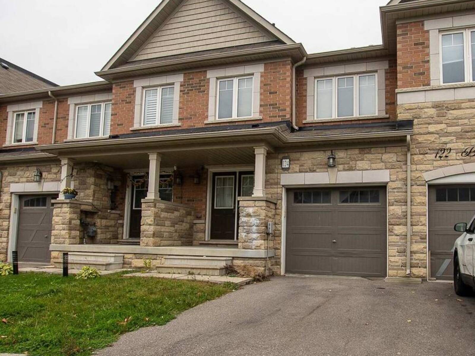 124 BAFFINS CRESCENT, Brampton, Ontario L7A 0C7