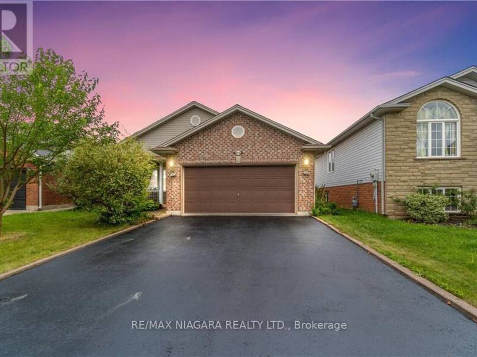 6912 KELLY DRIVE, Niagara Falls, Ontario L2H 3J7