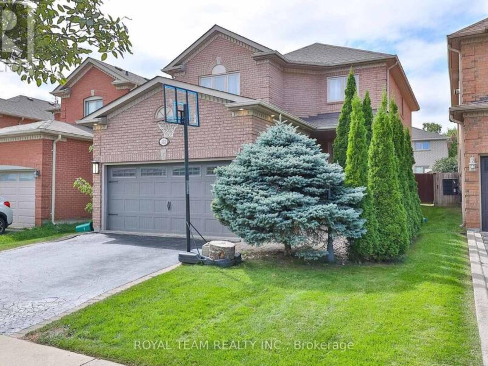 122 SWEET WATER CRESCENT, Richmond Hill, Ontario L4S 2B4