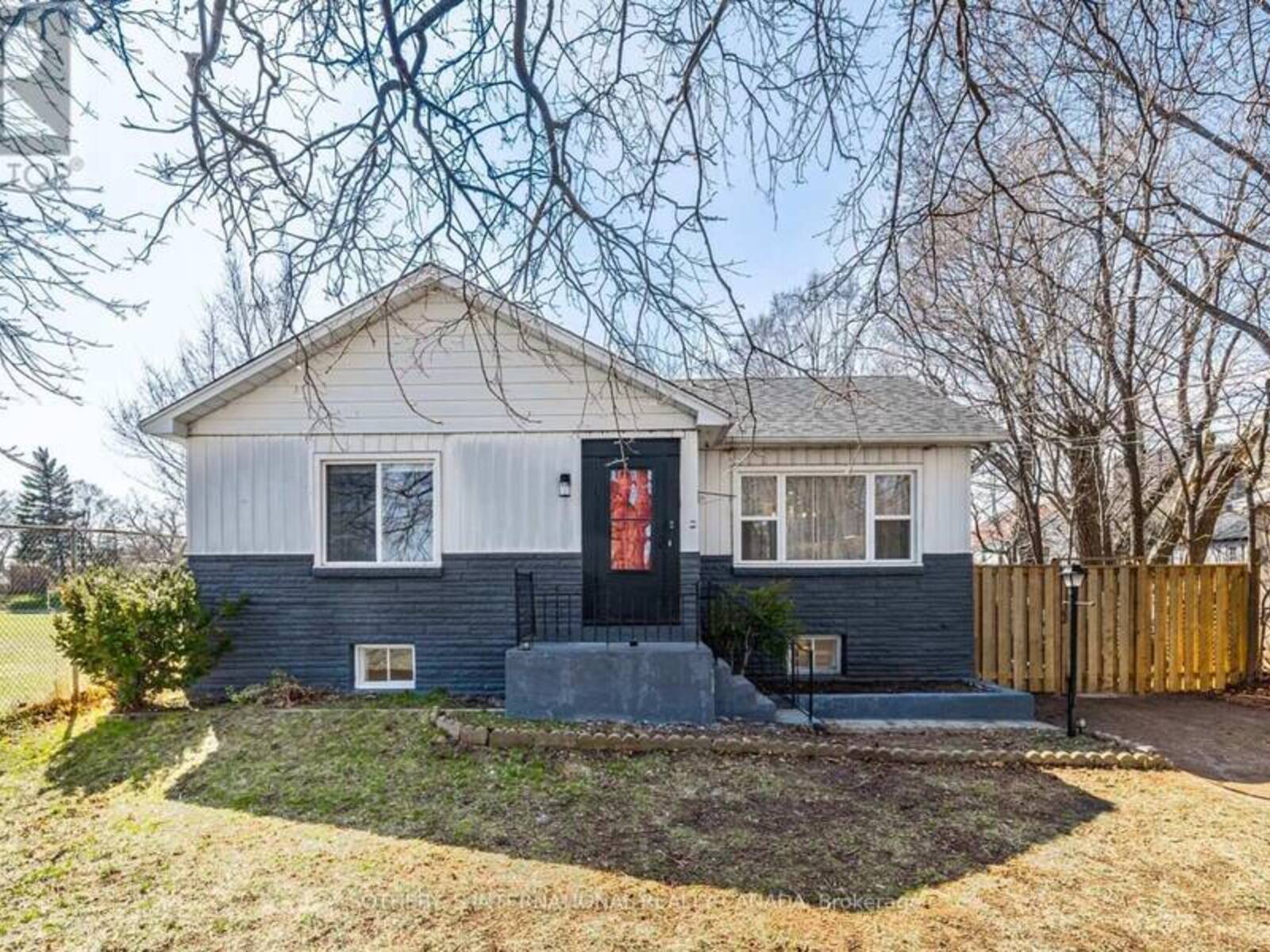 4075A LAWRENCE AVENUE E, Toronto , Ontario M1E 2R6