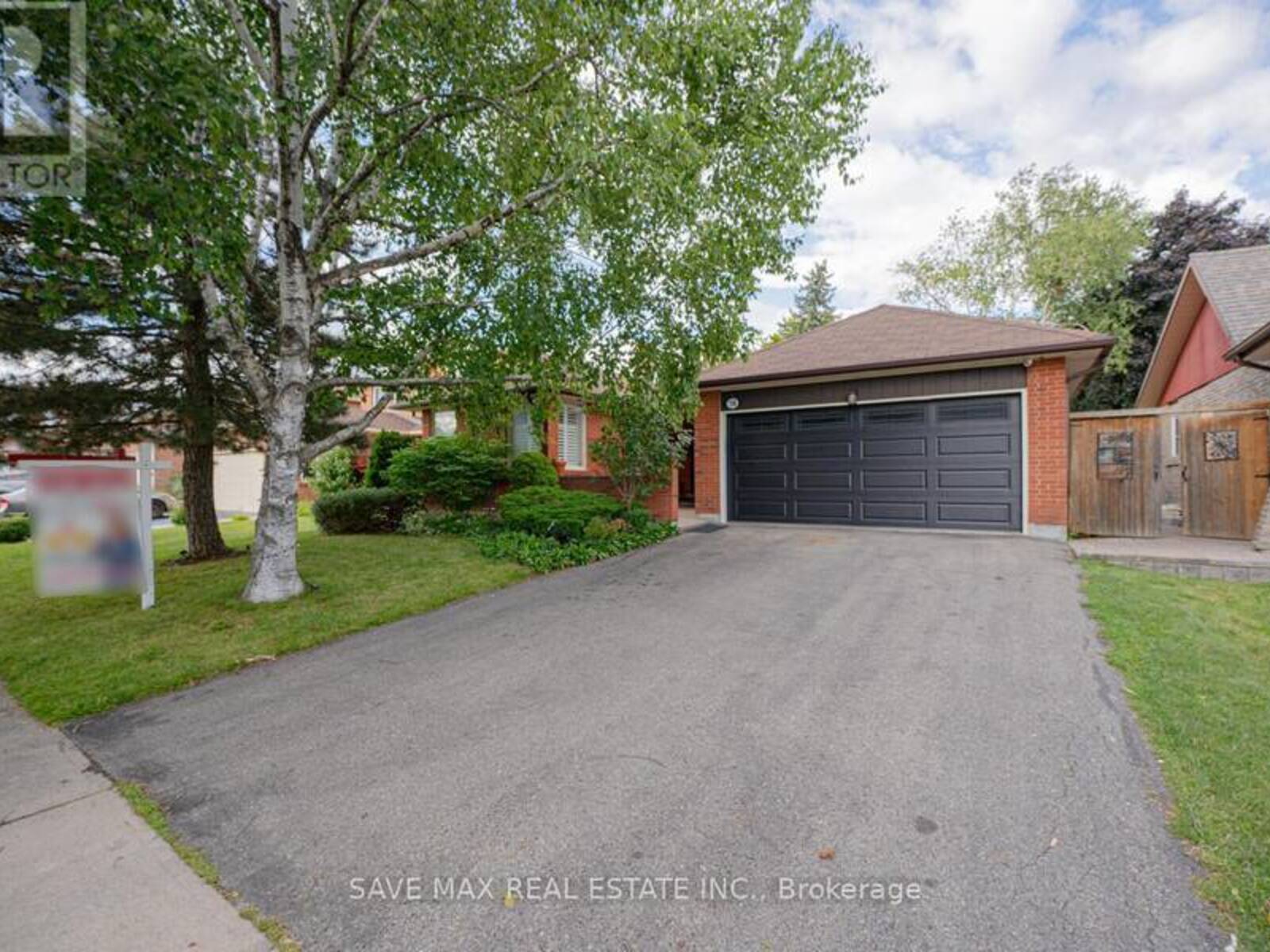 58 BLACKTHORN LANE, Brampton , Ontario L6V 3K8